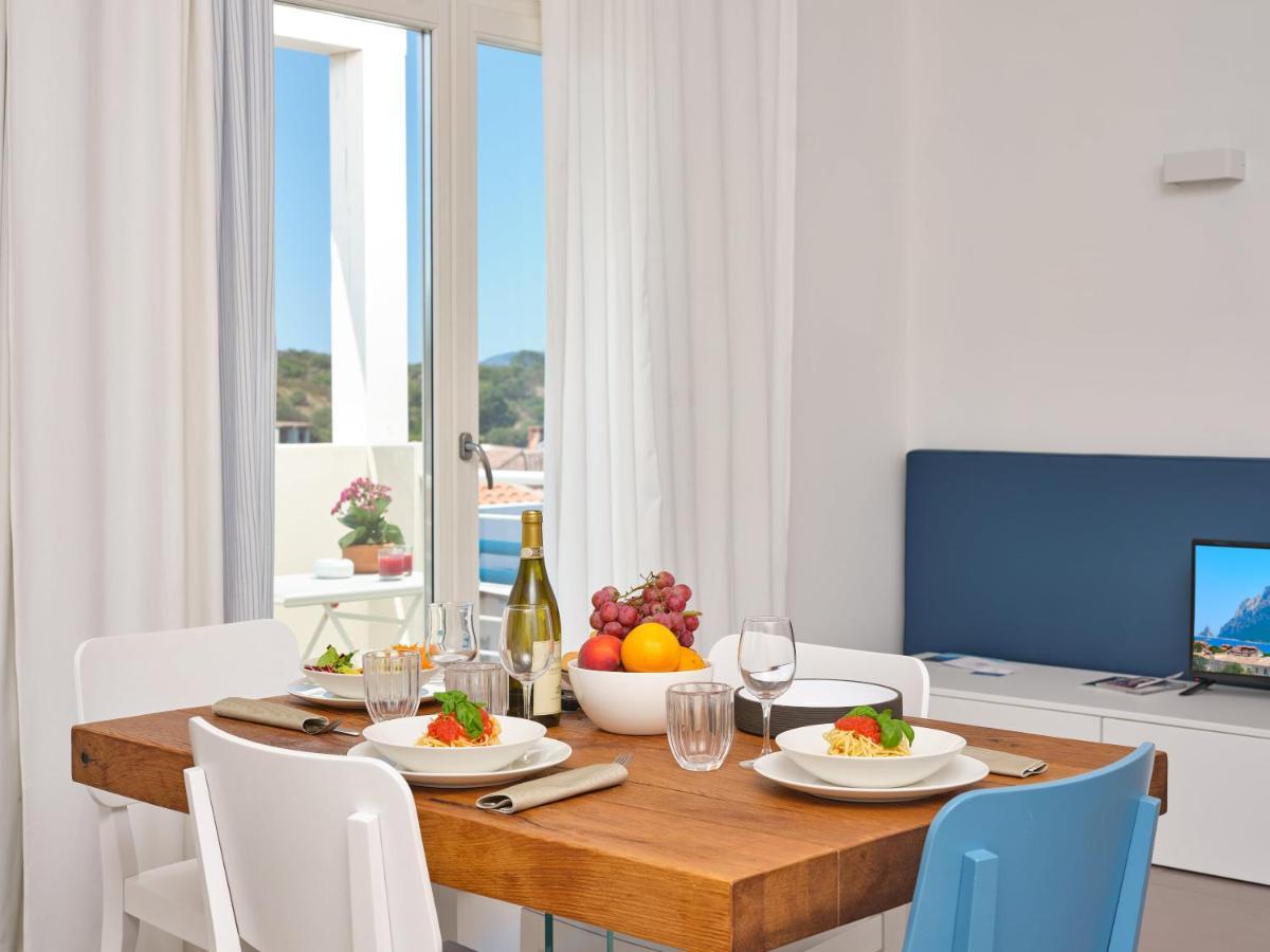 Felix Hotels - Hotel Residence Porto San Paolo Экстерьер фото