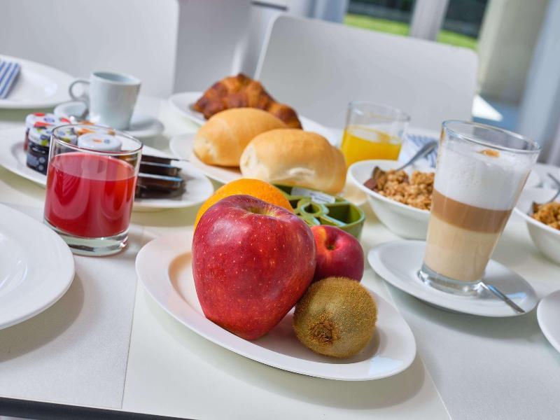 Felix Hotels - Hotel Residence Porto San Paolo Экстерьер фото
