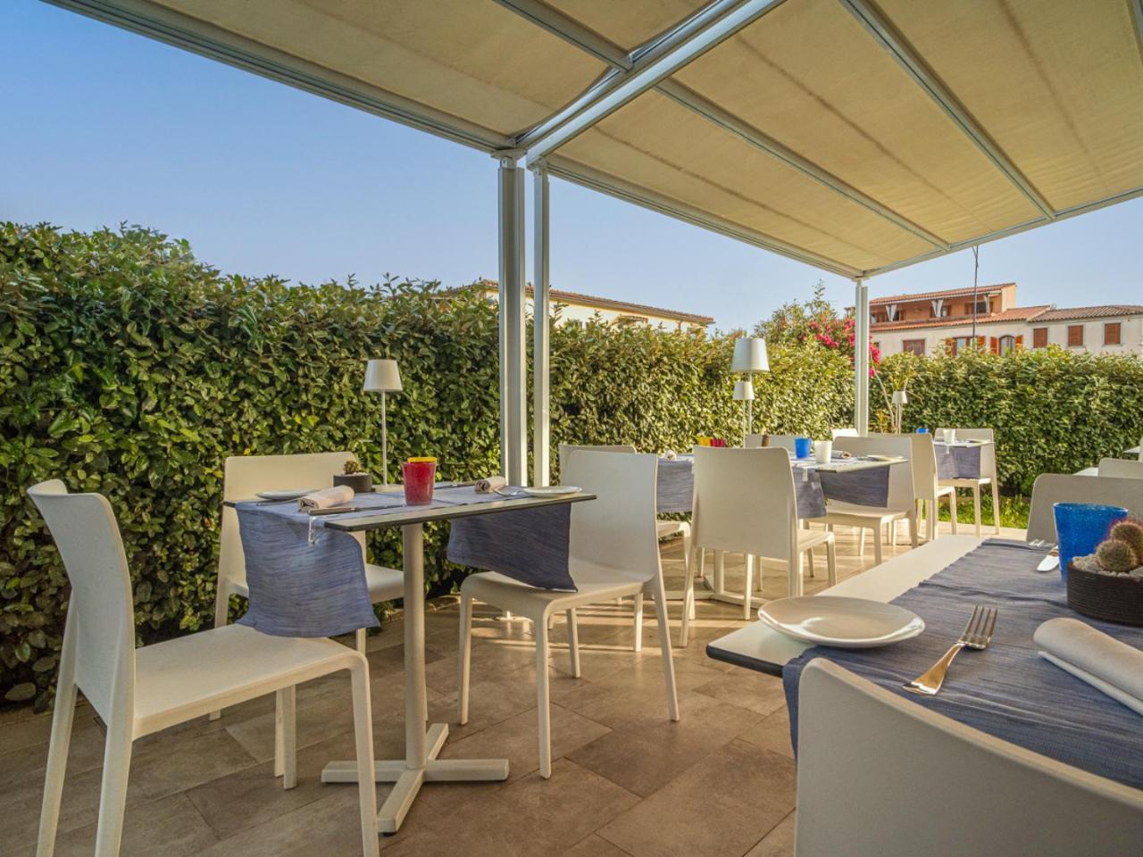 Felix Hotels - Hotel Residence Porto San Paolo Экстерьер фото
