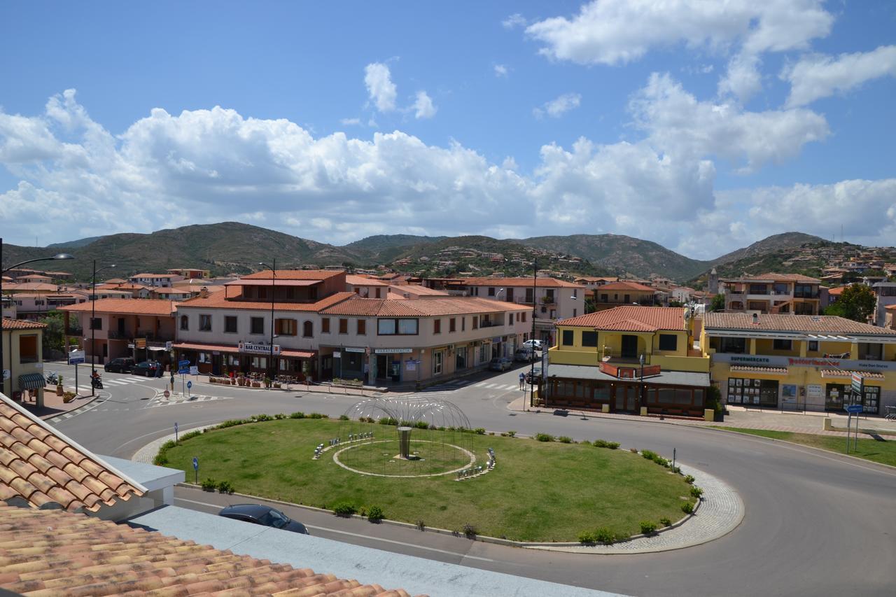 Felix Hotels - Hotel Residence Porto San Paolo Экстерьер фото